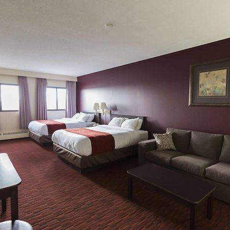 Argyll Plaza Hotel Edmonton Bagian luar foto