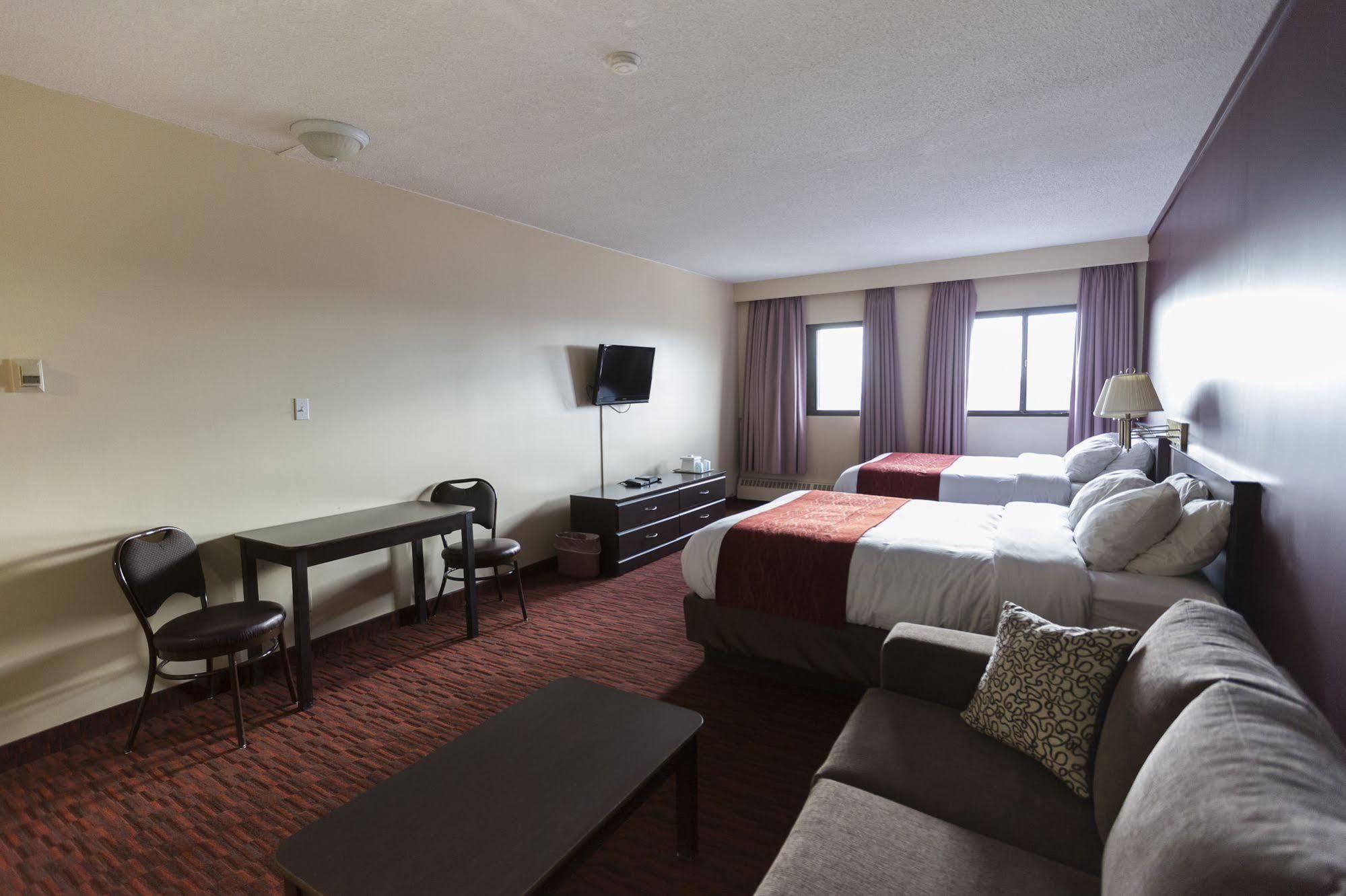 Argyll Plaza Hotel Edmonton Bagian luar foto
