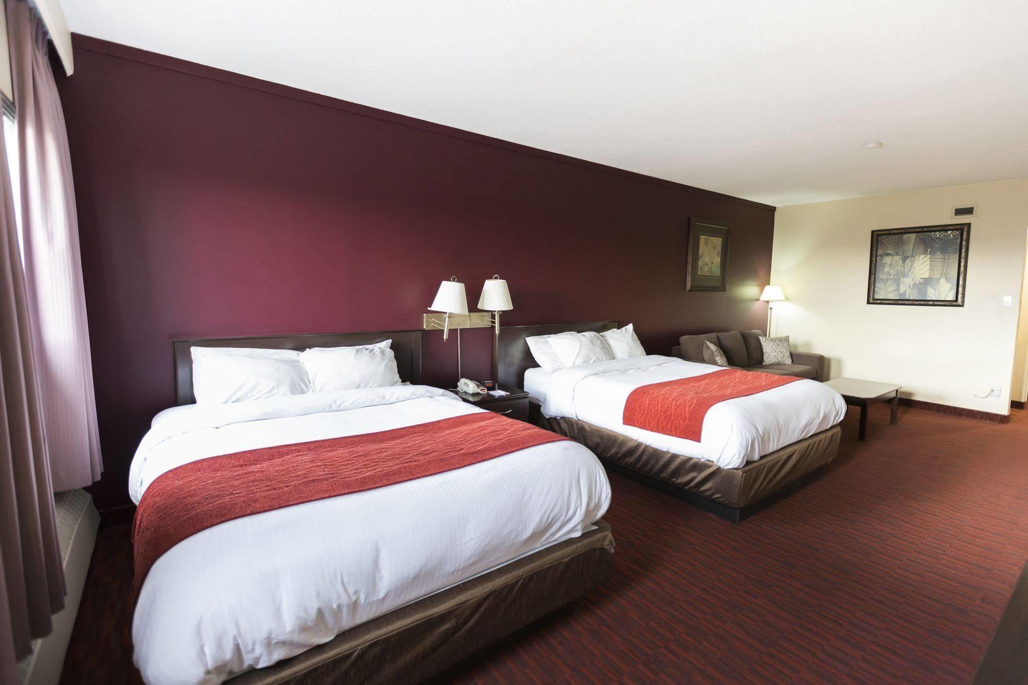 Argyll Plaza Hotel Edmonton Bagian luar foto