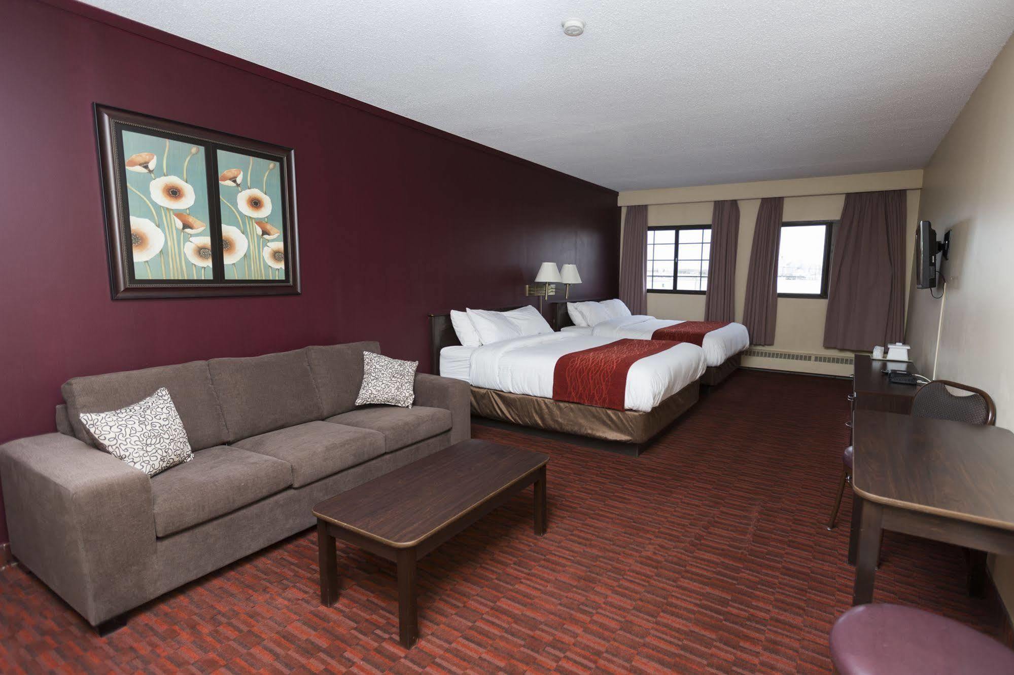 Argyll Plaza Hotel Edmonton Bagian luar foto